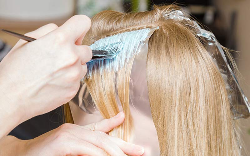 مراقبت‌های قبل و بعد از رنگ و لایت مو